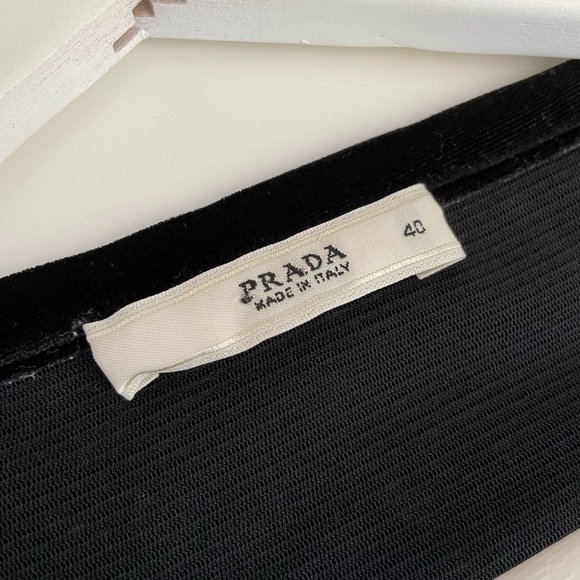 Auth PRADA Sheer and Velvet Bear Top - Picture 4 of 7